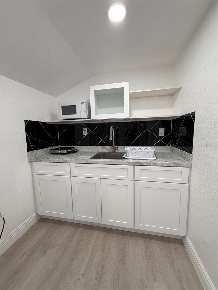 17011 BAY AVE