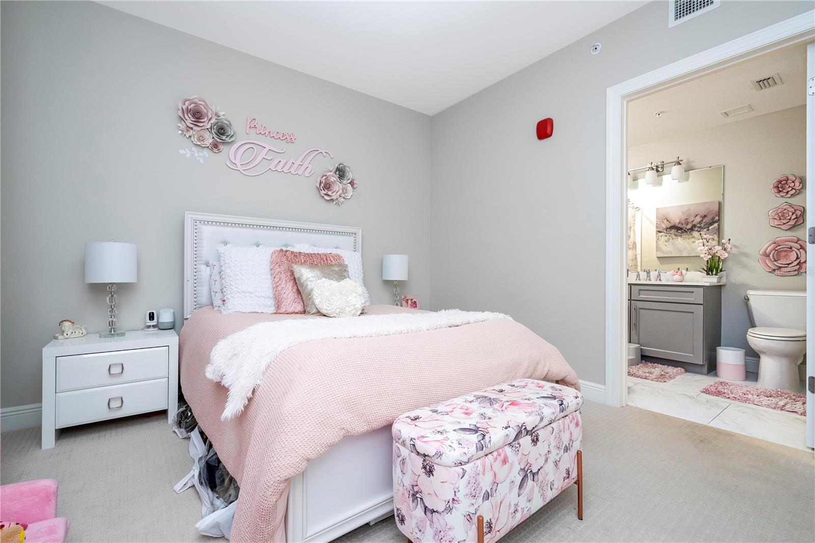16300 COUNTY ROAD 455 #606