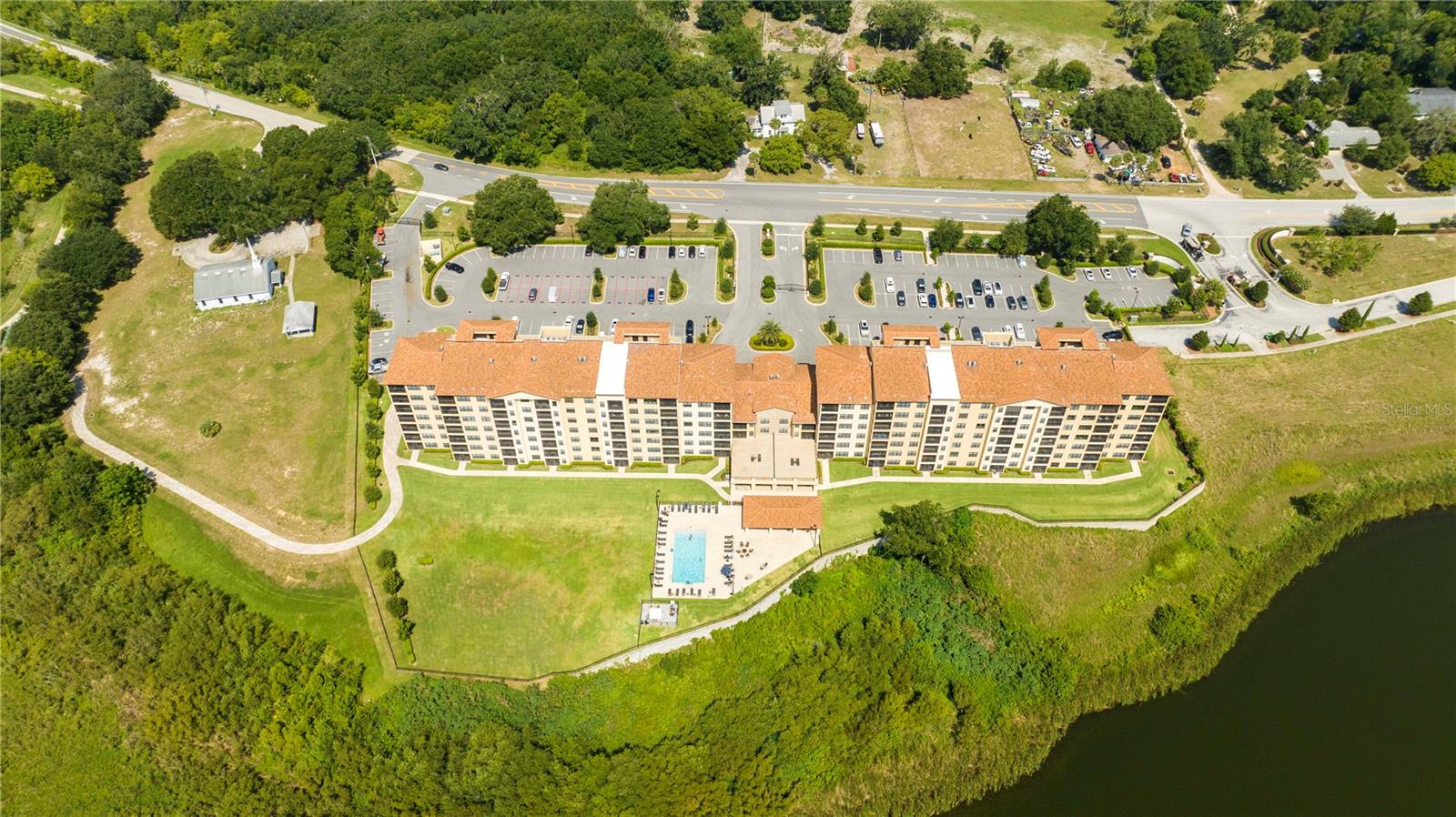 16300 COUNTY ROAD 455 #606
