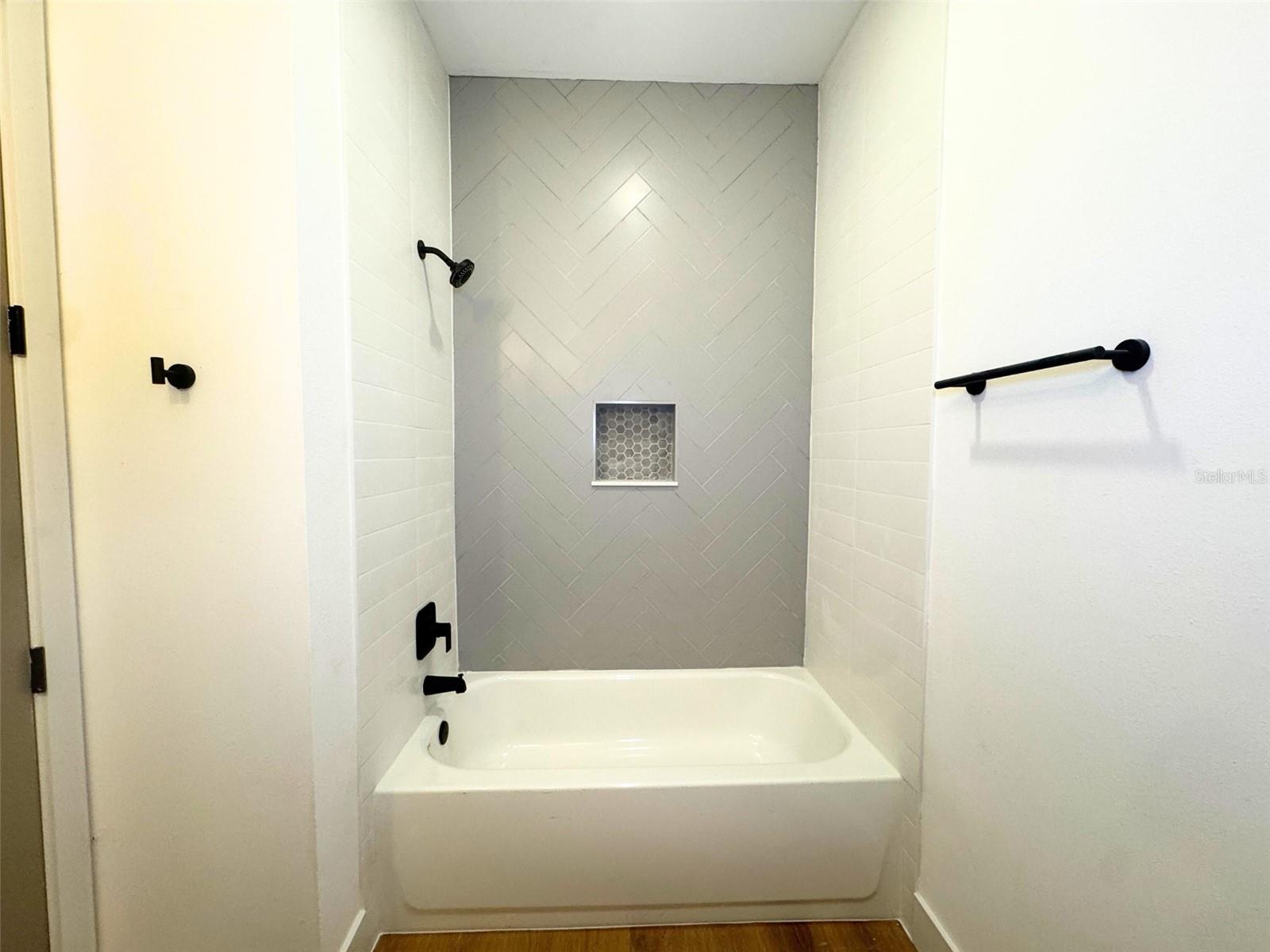 410 FLAT RIVER ST SW