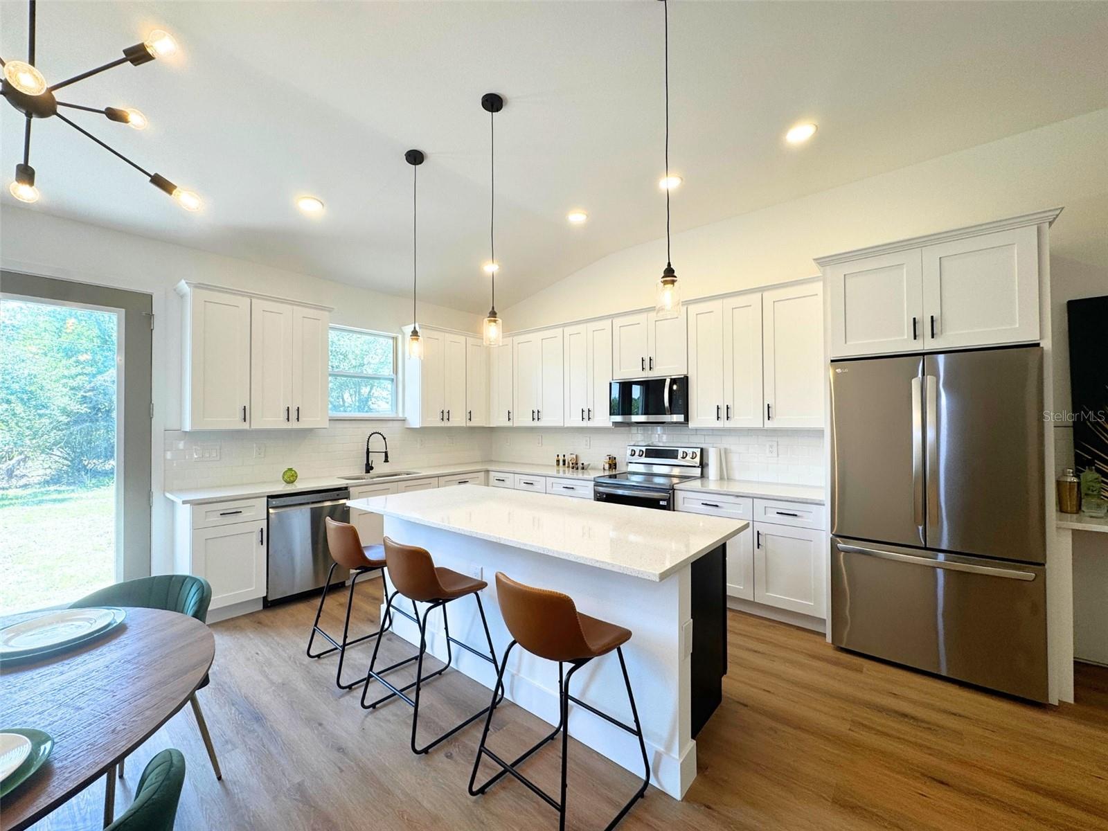 410 FLAT RIVER ST SW