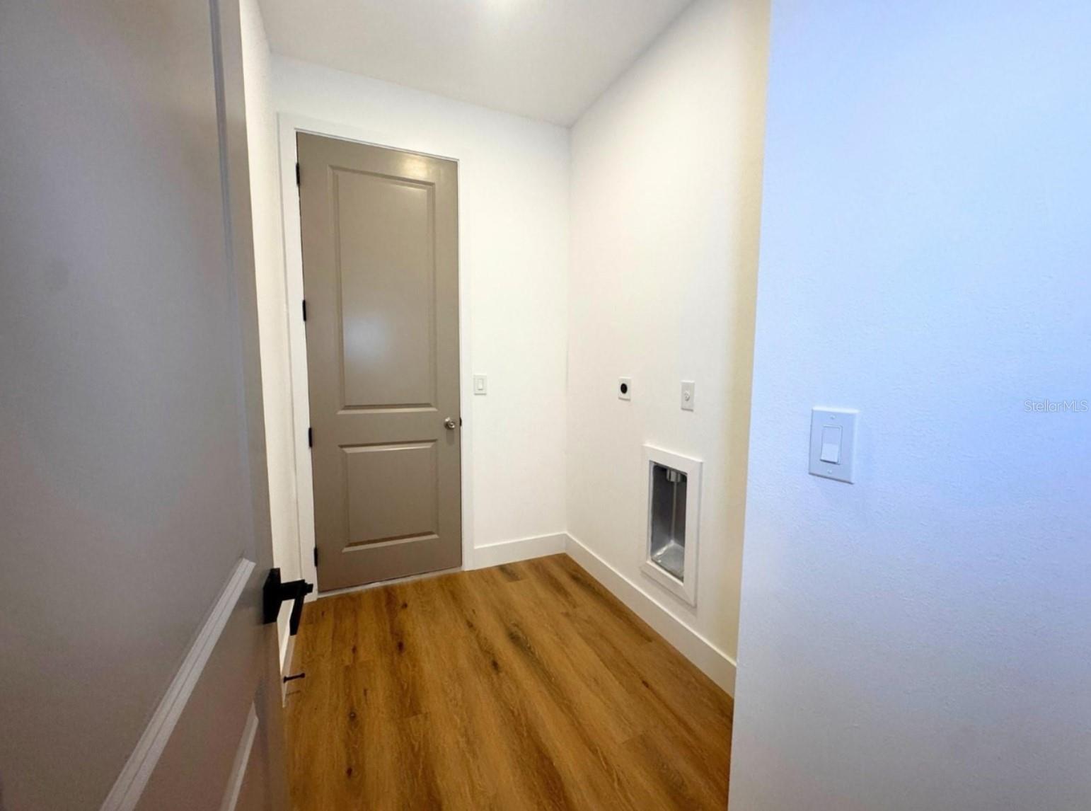 410 FLAT RIVER ST SW