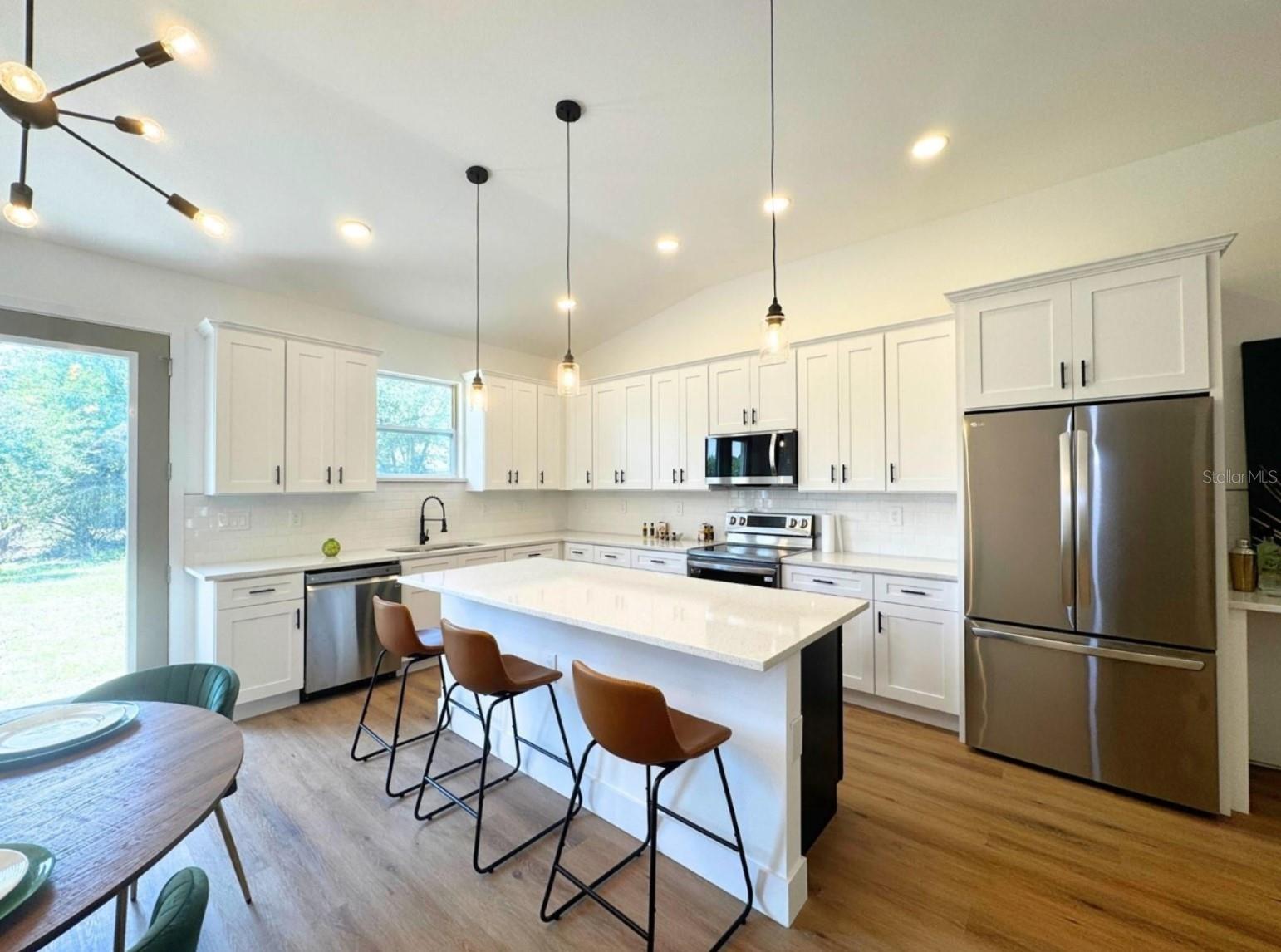 410 FLAT RIVER ST SW