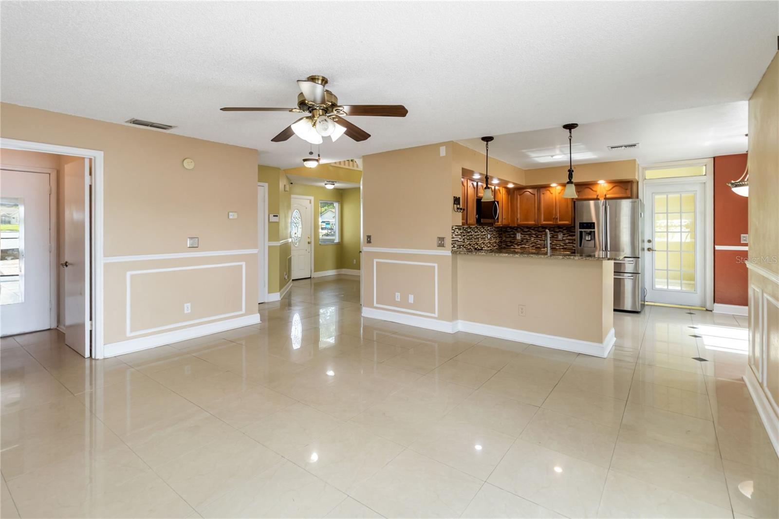 344 BLUE BAYOU DR