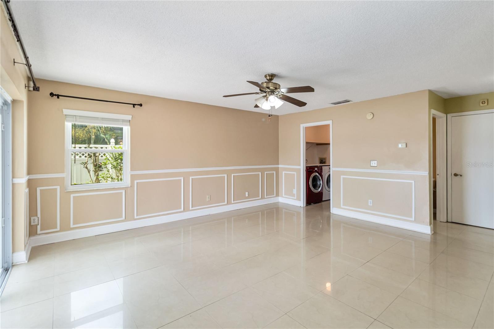 344 BLUE BAYOU DR