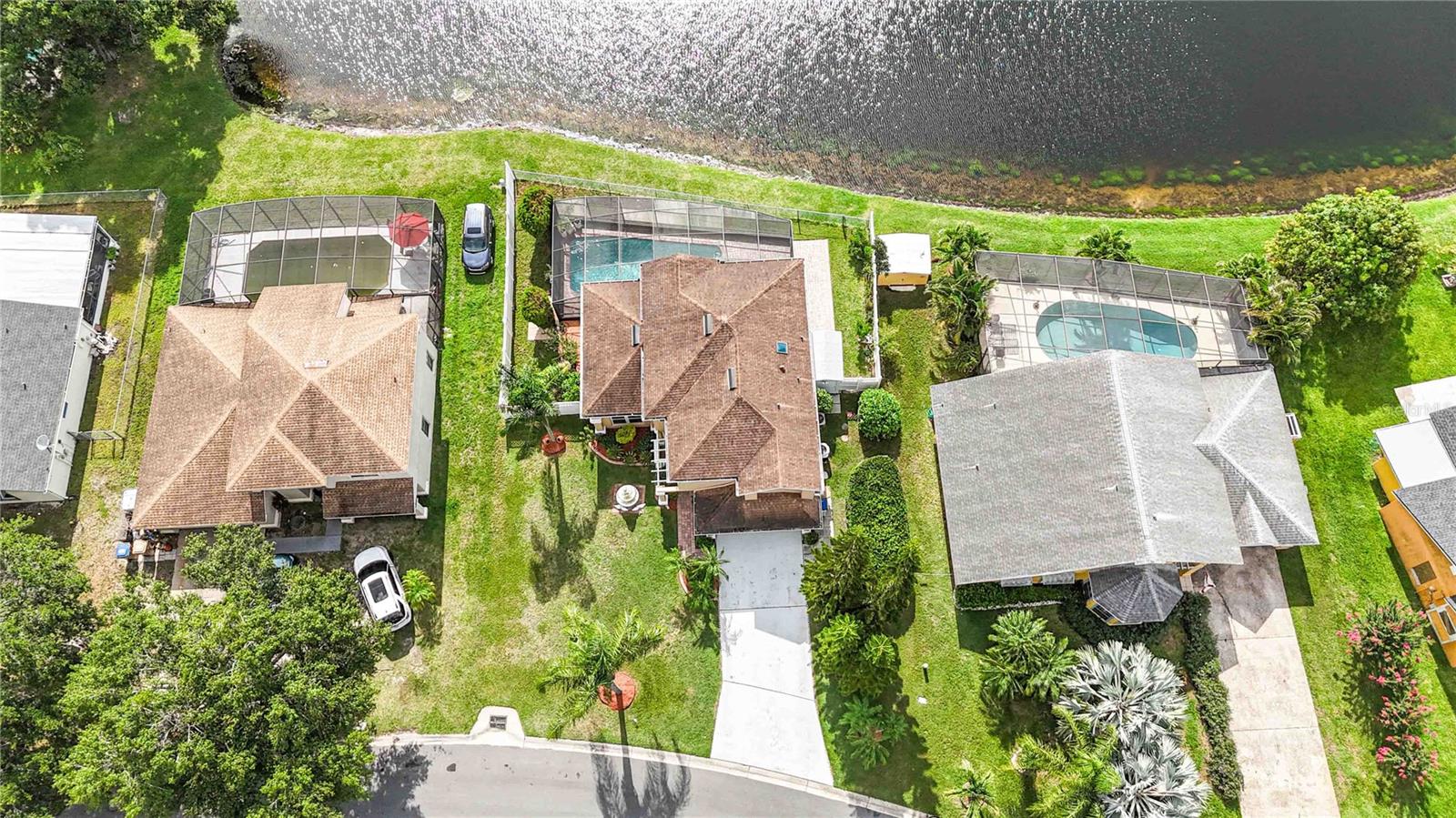 344 BLUE BAYOU DR