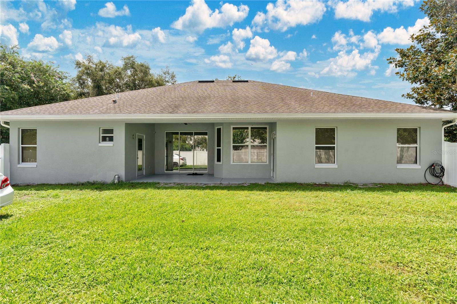 1621 MARINA LAKE DR