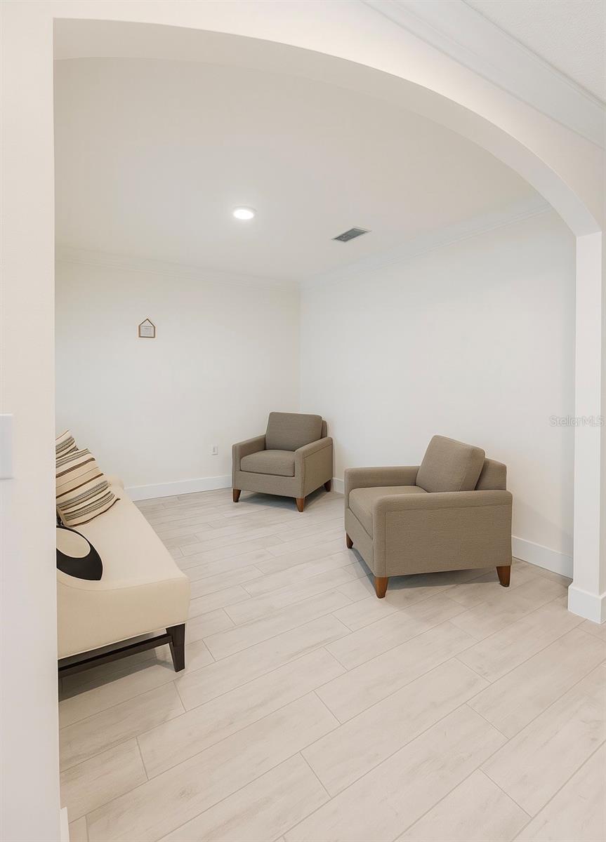 1905 GREEN DRAGON DR