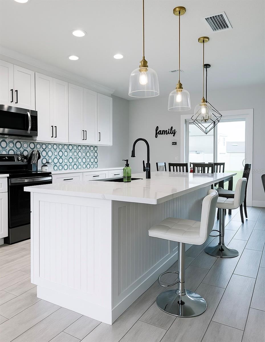 1905 GREEN DRAGON DR