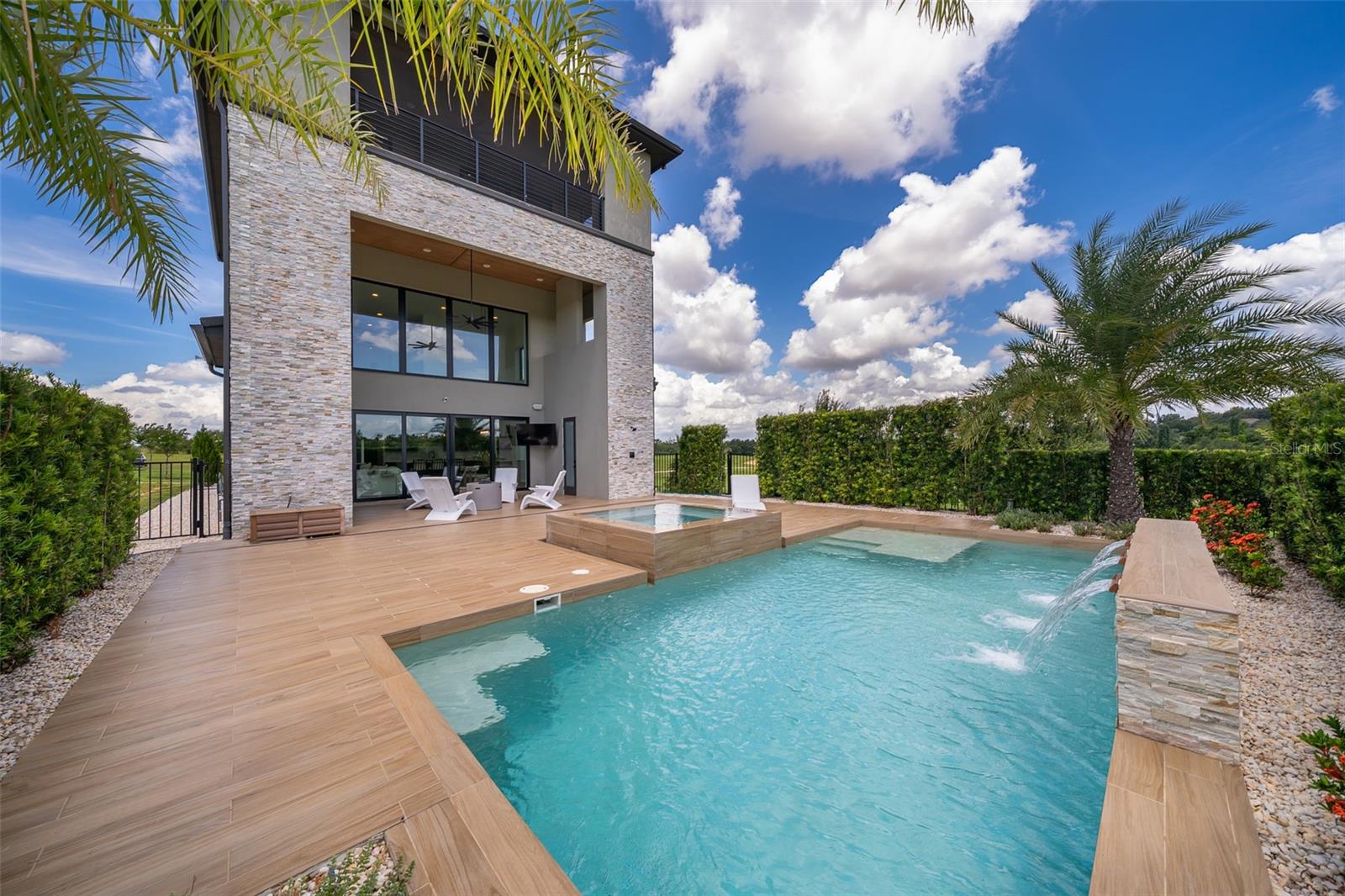 16338 RAVENNA CT