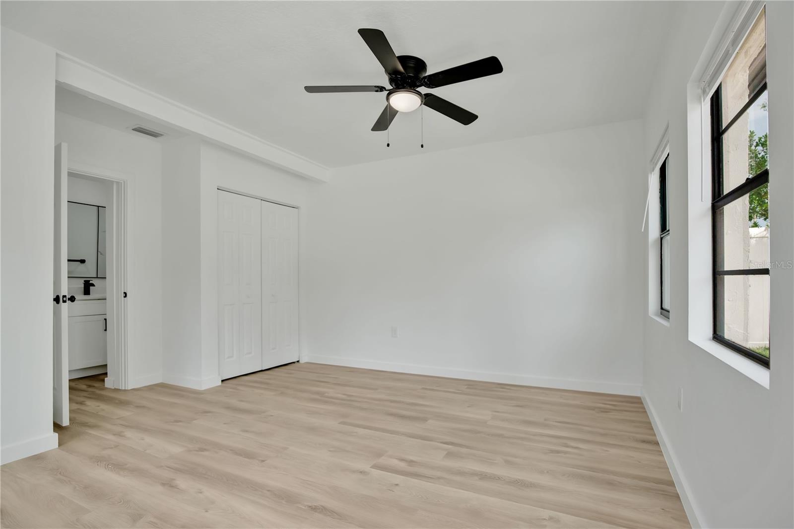 2181 LINDEN ROAD