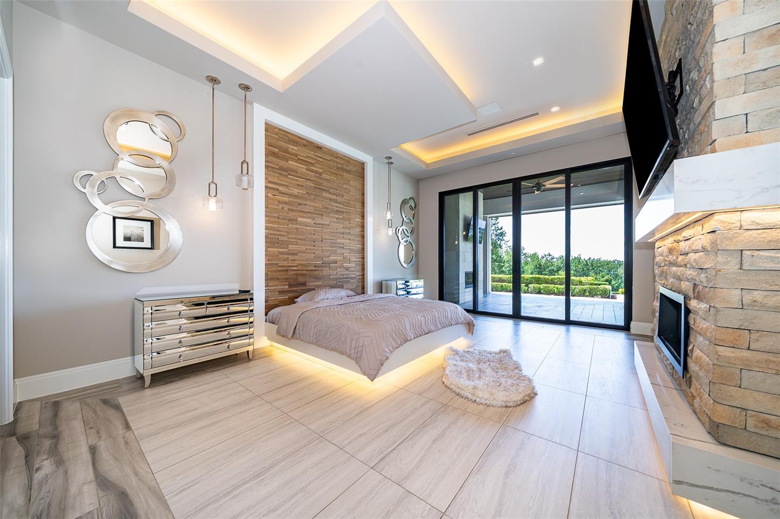 16834 ARTIMINO LOOP