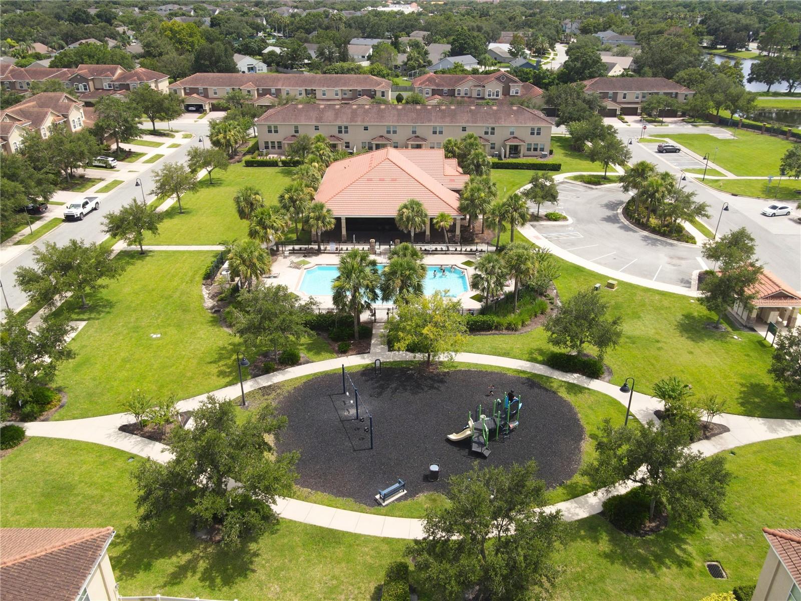 2022 BENT GRASS AVE