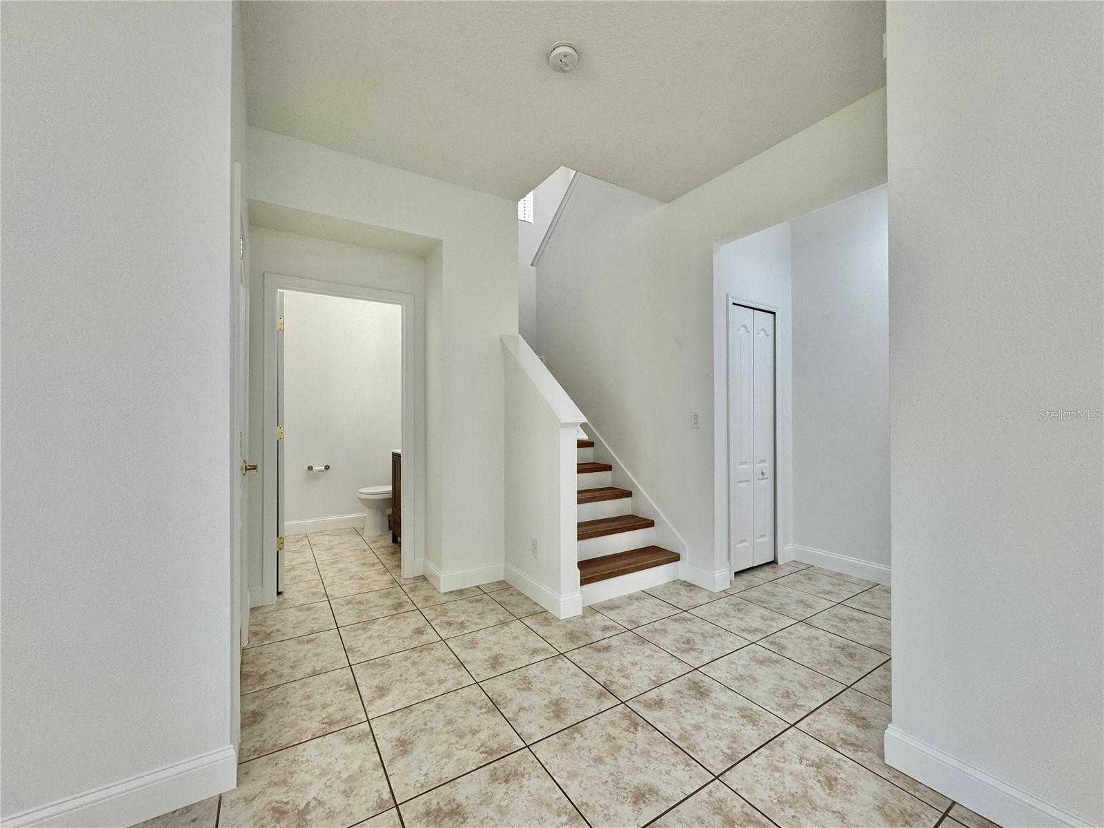 2022 BENT GRASS AVE