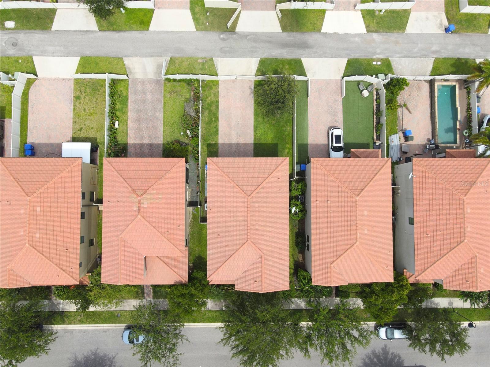 2022 BENT GRASS AVE