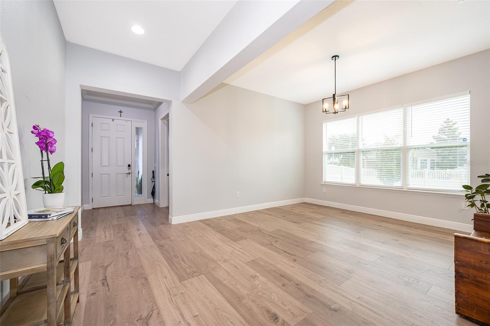 15506 HONEY MANDARIN WAY