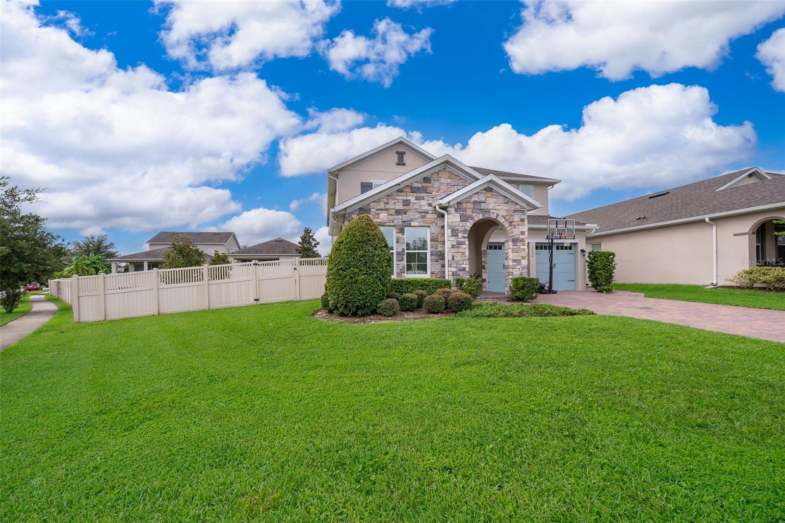 15506 HONEY MANDARIN WAY
