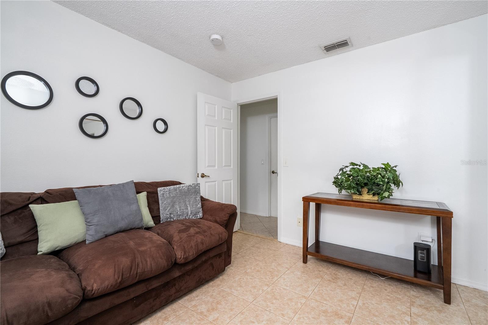 3219 BREWSTER DR