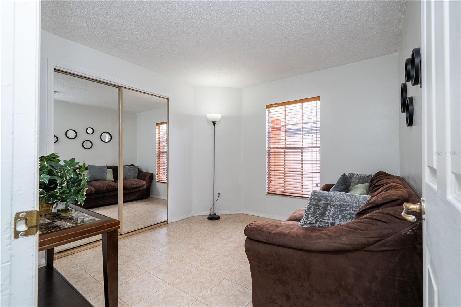 3219 BREWSTER DR