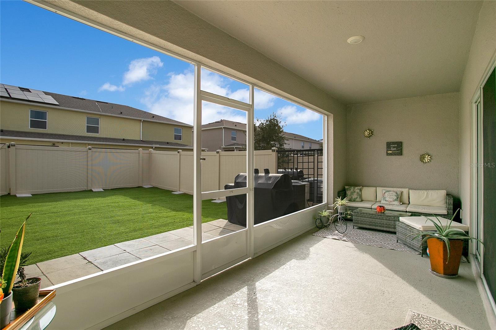 9006 PINALES WAY WAY