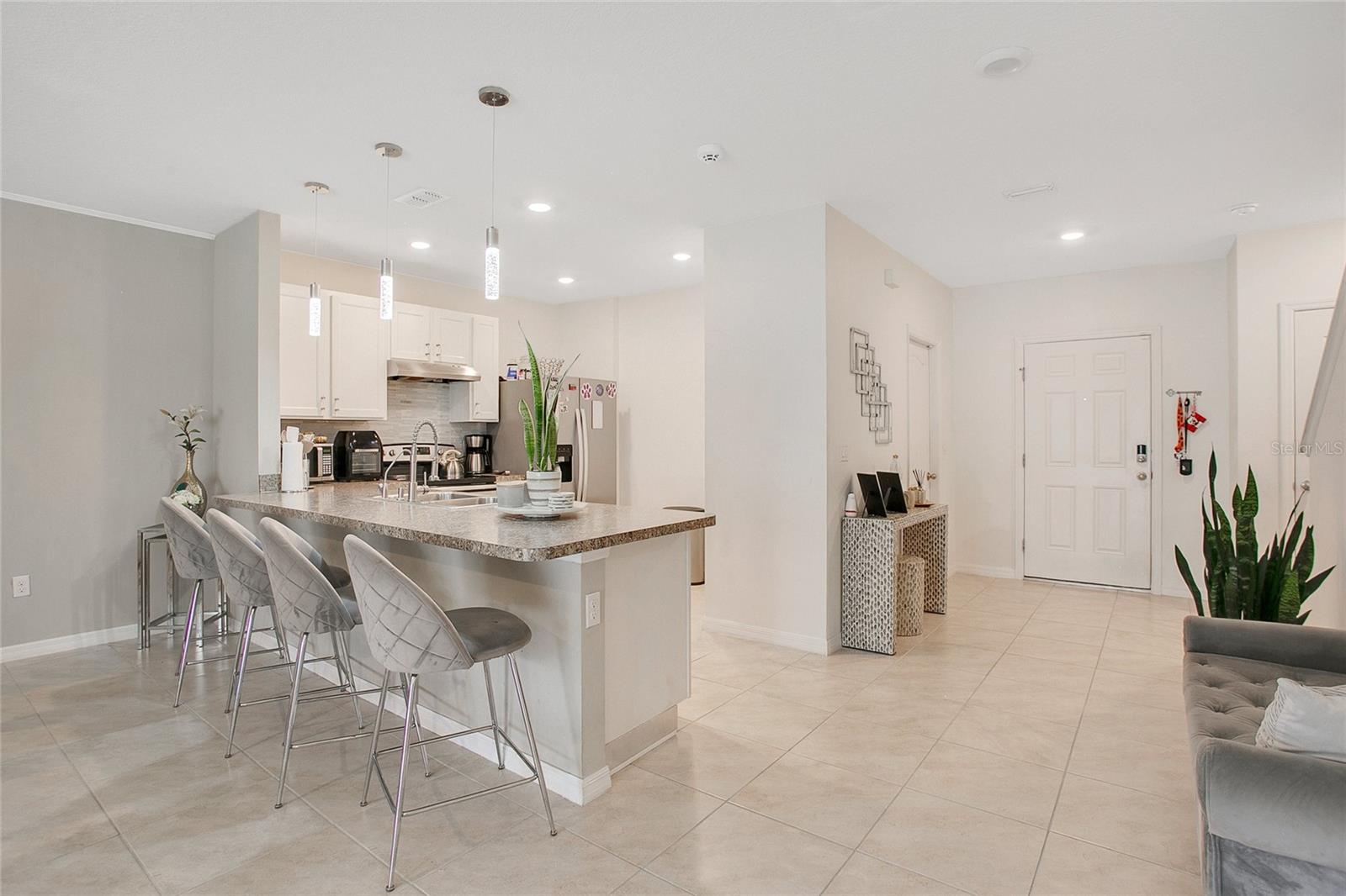 9006 PINALES WAY WAY