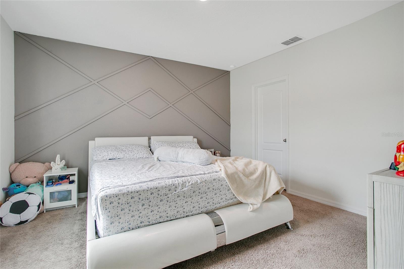 9006 PINALES WAY WAY