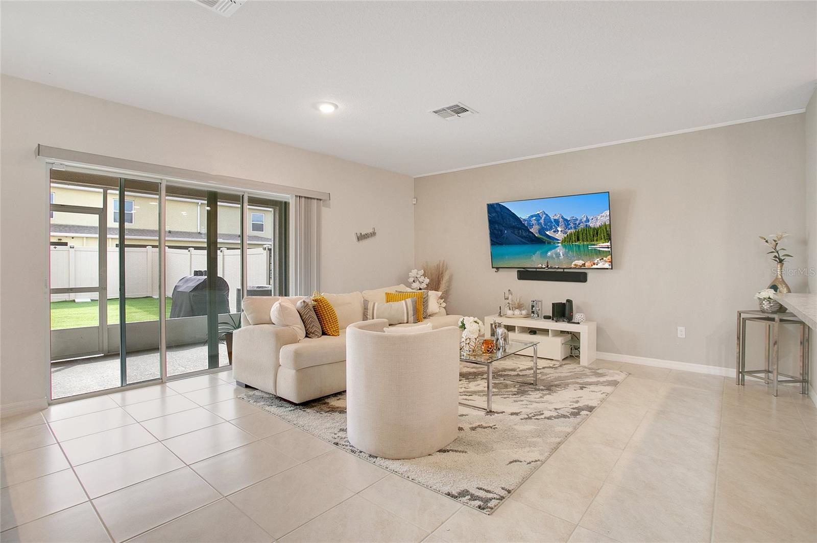 9006 PINALES WAY WAY