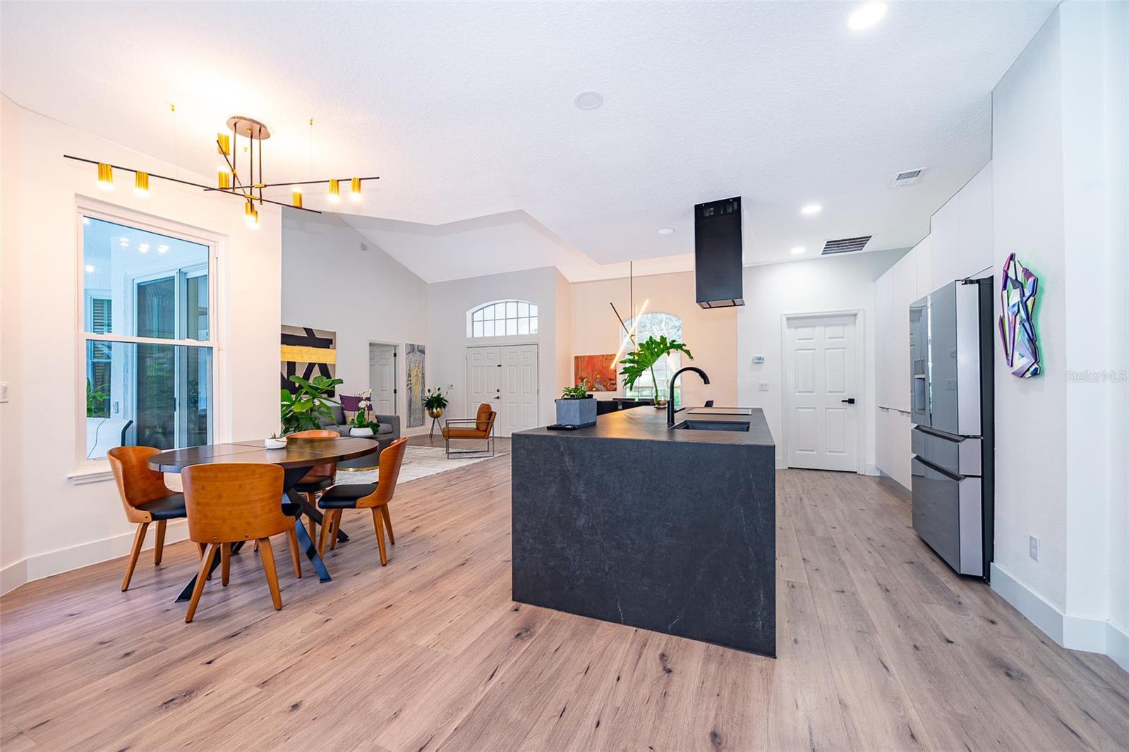13393 SUNSET LAKES CIR