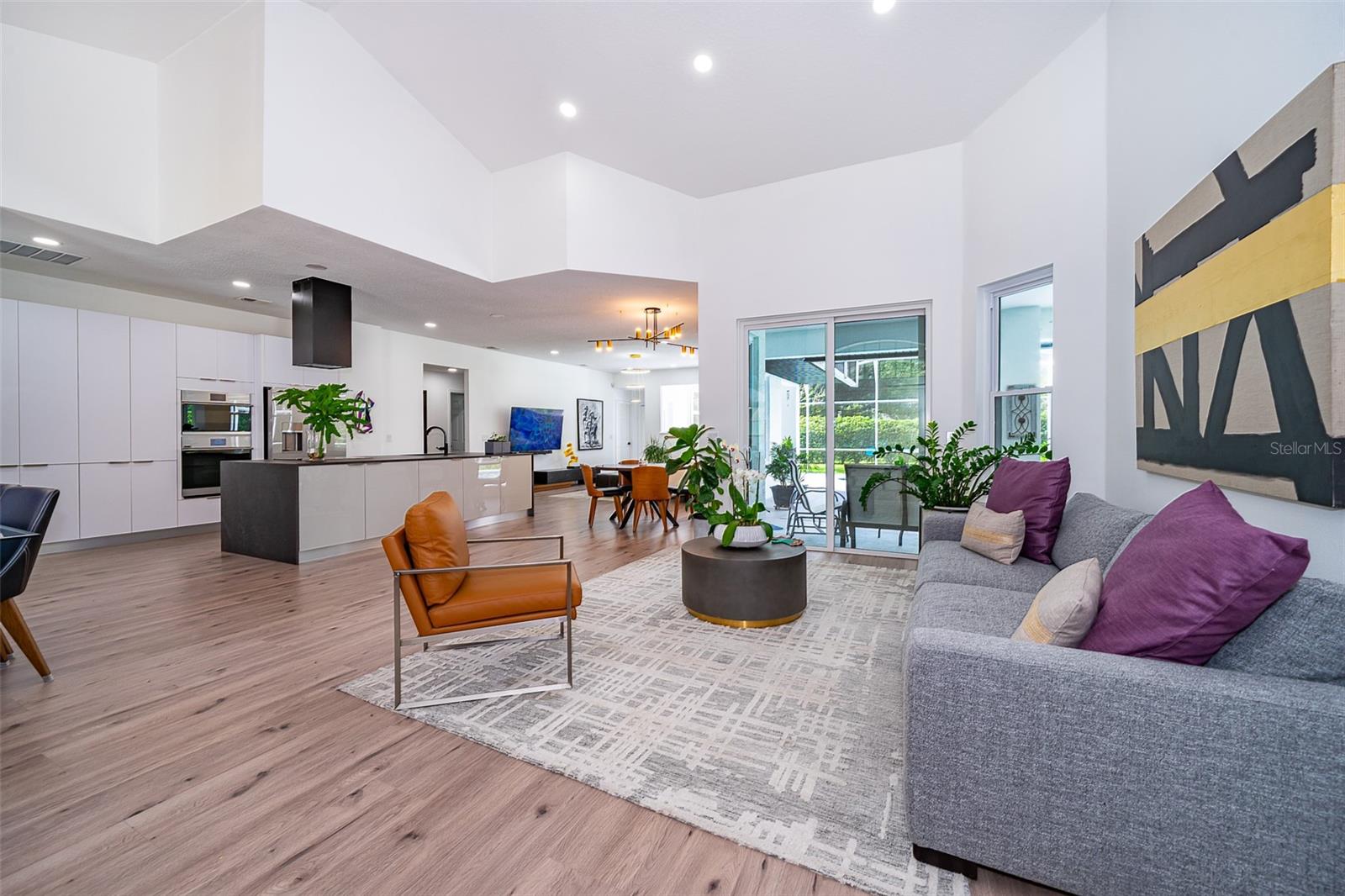 13393 SUNSET LAKES CIR