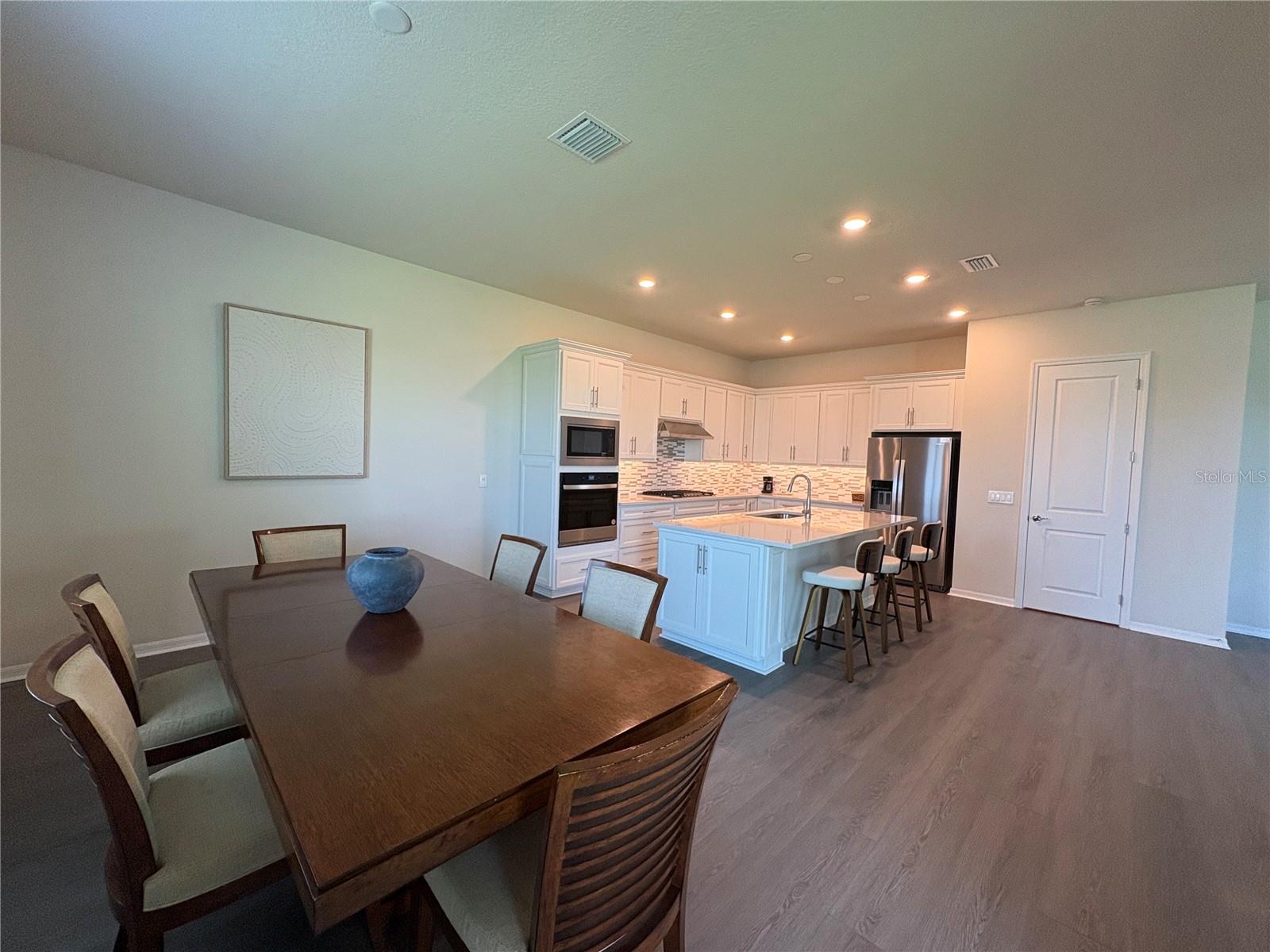 8243 FENTON ST