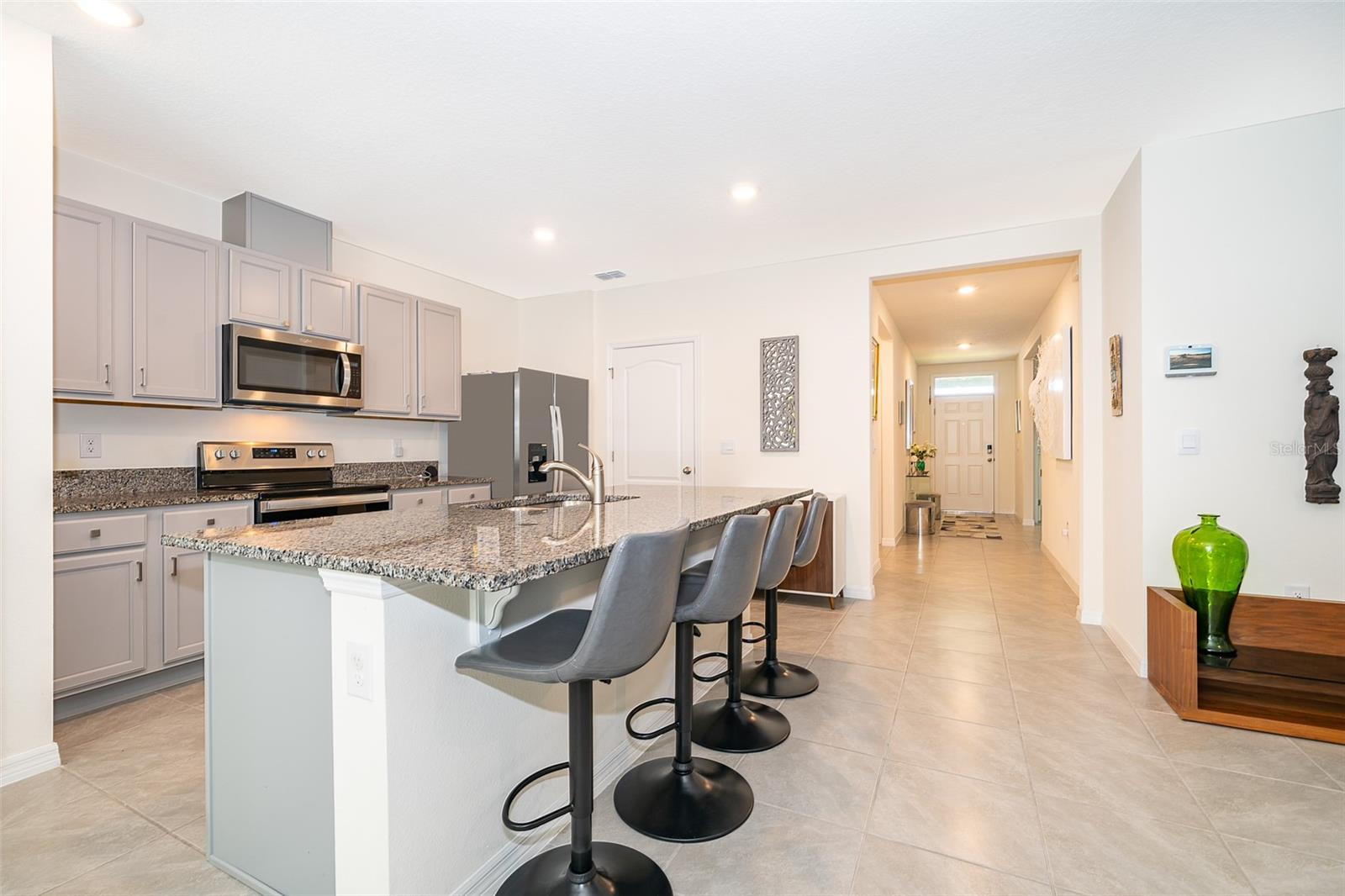 3759 RORY OAK CIR