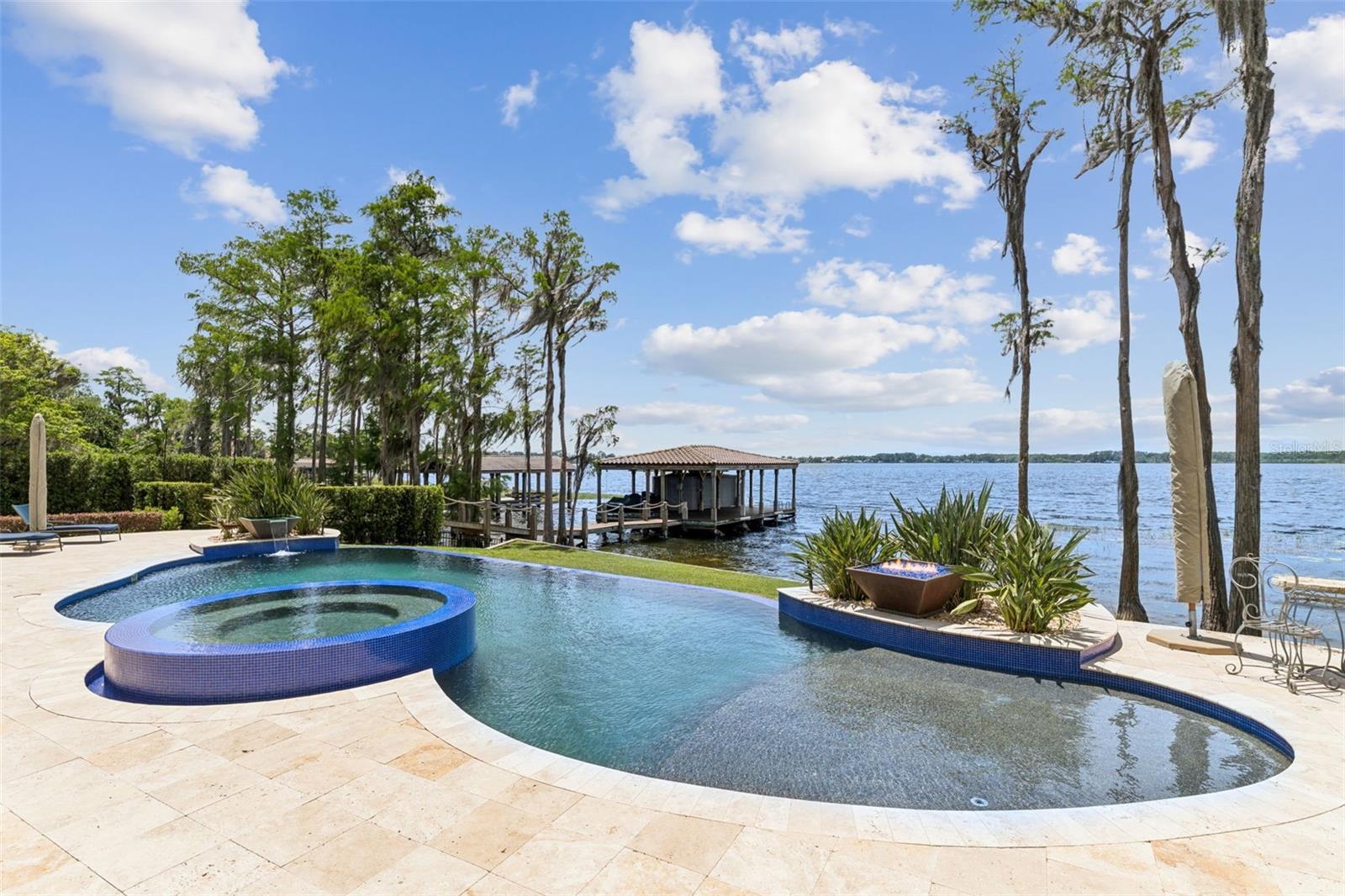 9236 BAY POINT DR