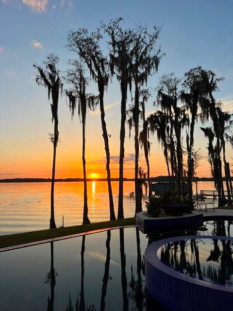 9236 BAY POINT DR