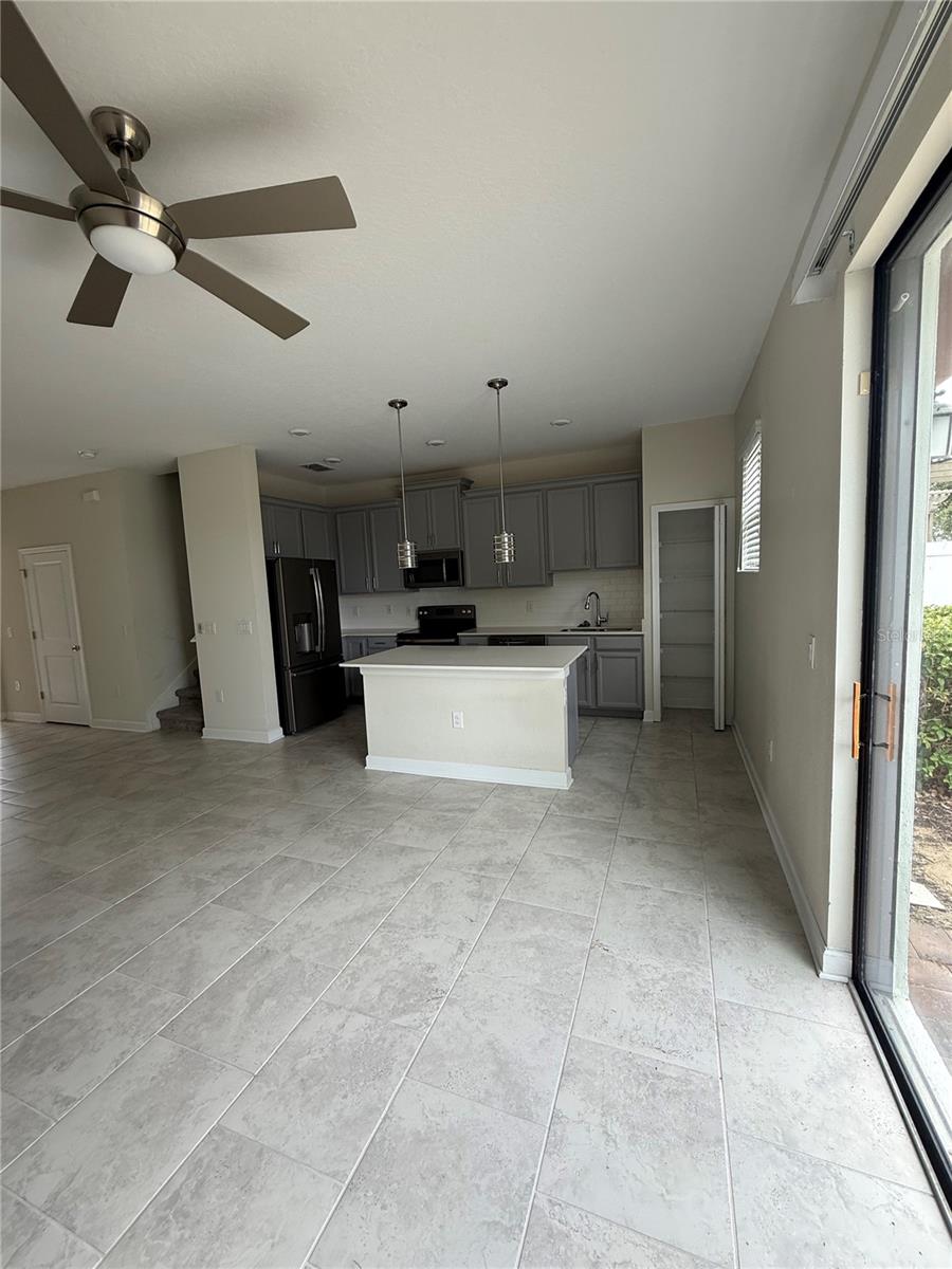 1254 ROYAL ST GEORGE BLVD