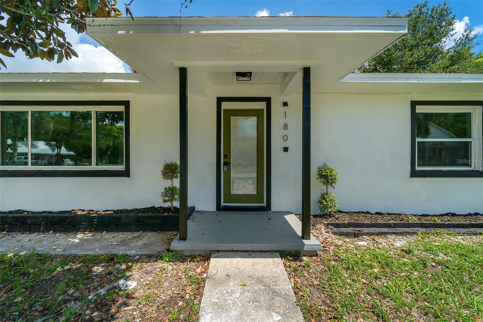 180 N KENTUCKY AVE