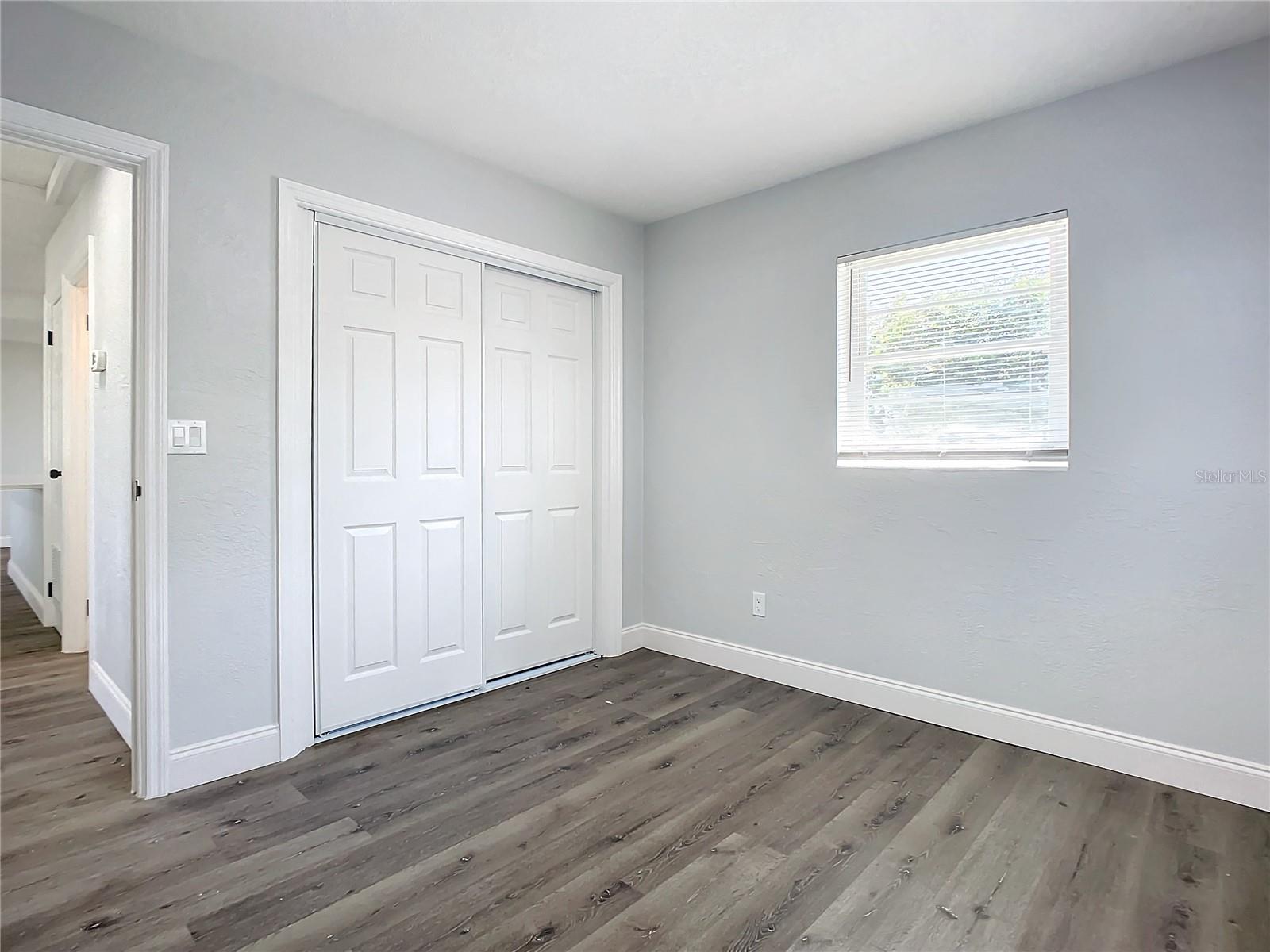 21 CATALINA DR
