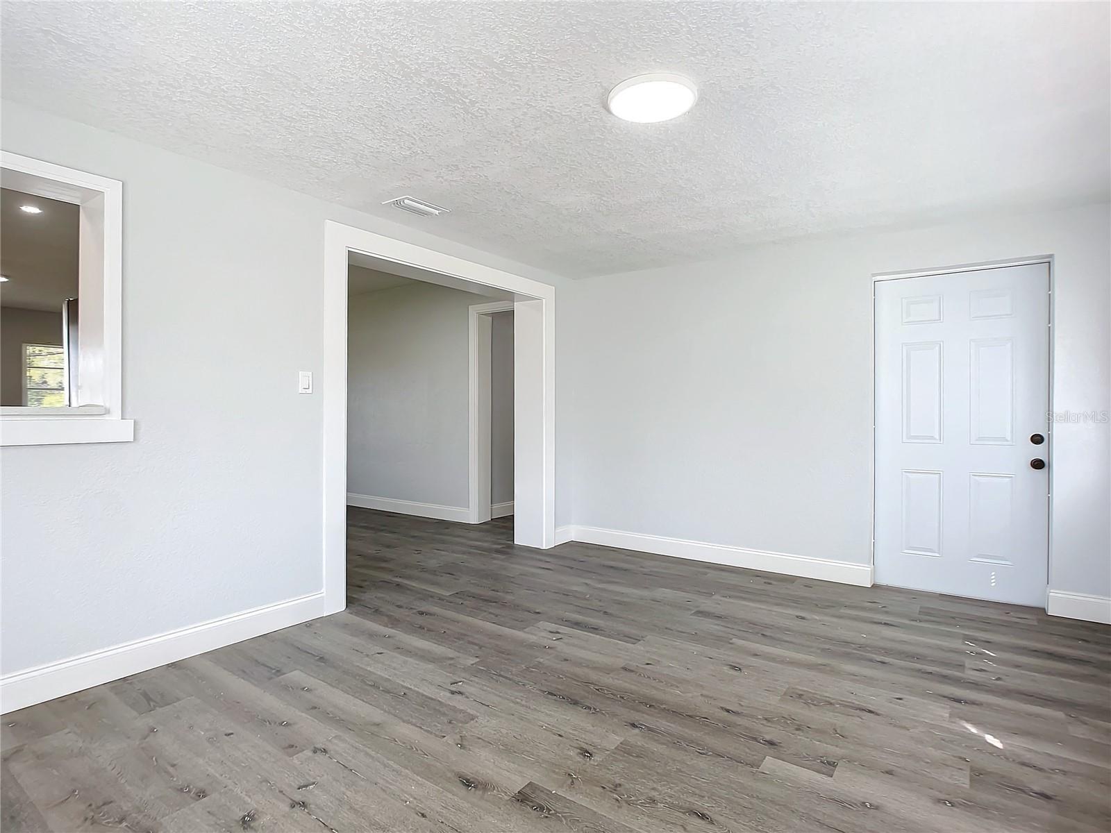 21 CATALINA DR
