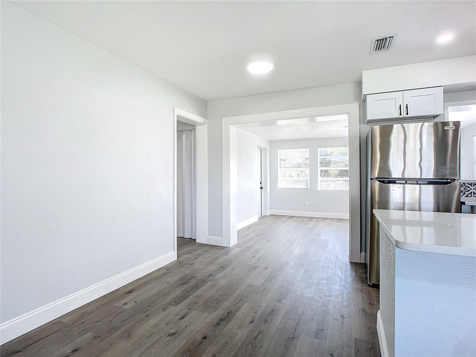 21 CATALINA DR