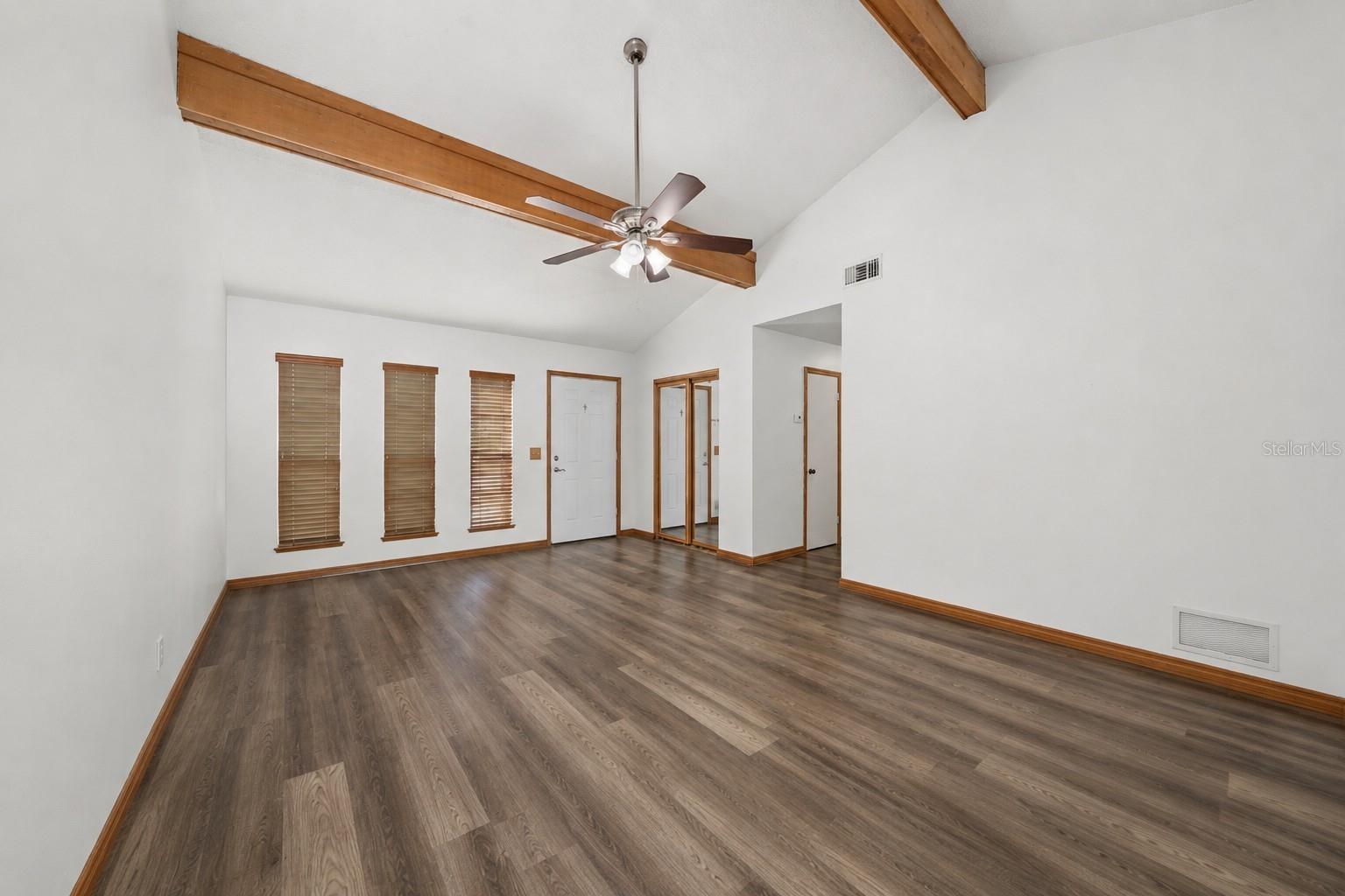 115 TOLUCA DR