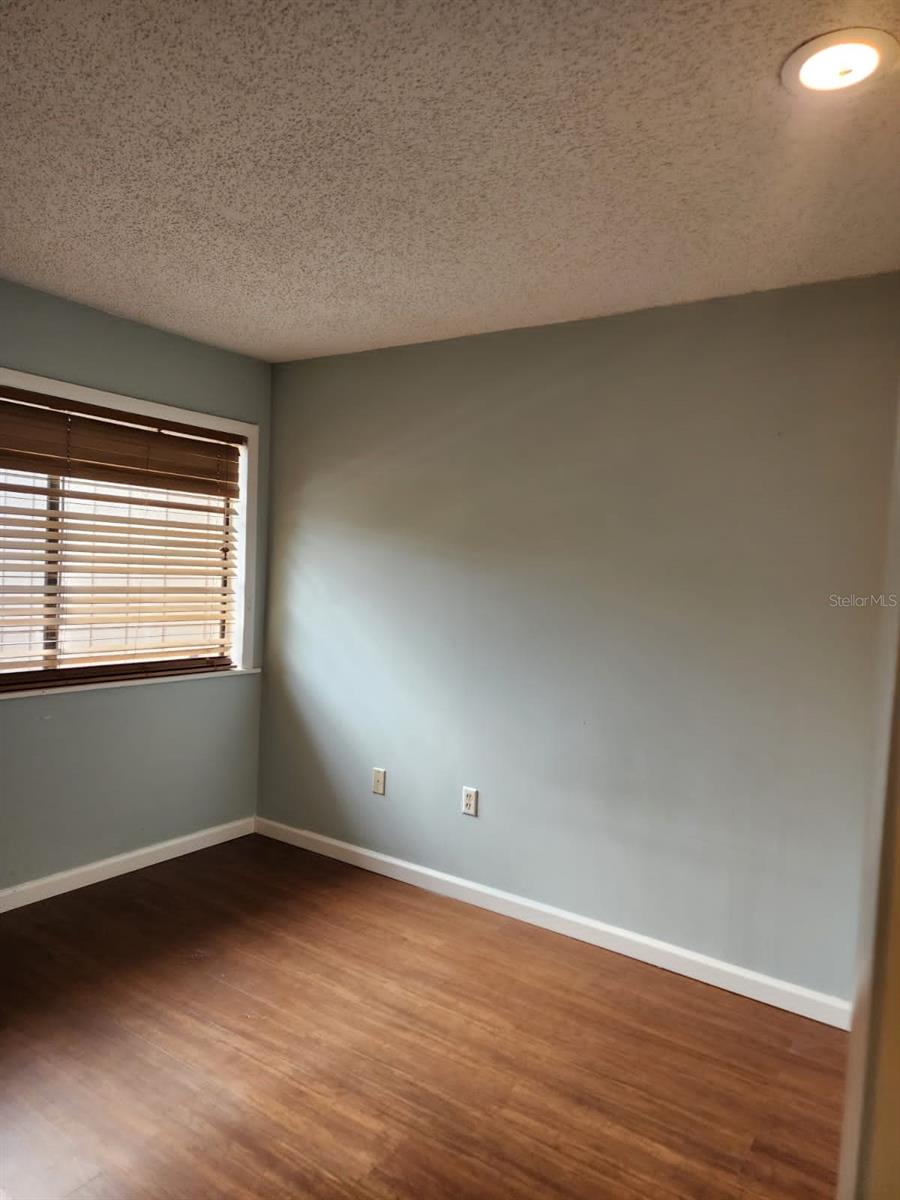 6082 PEREGRINE AVE #D11