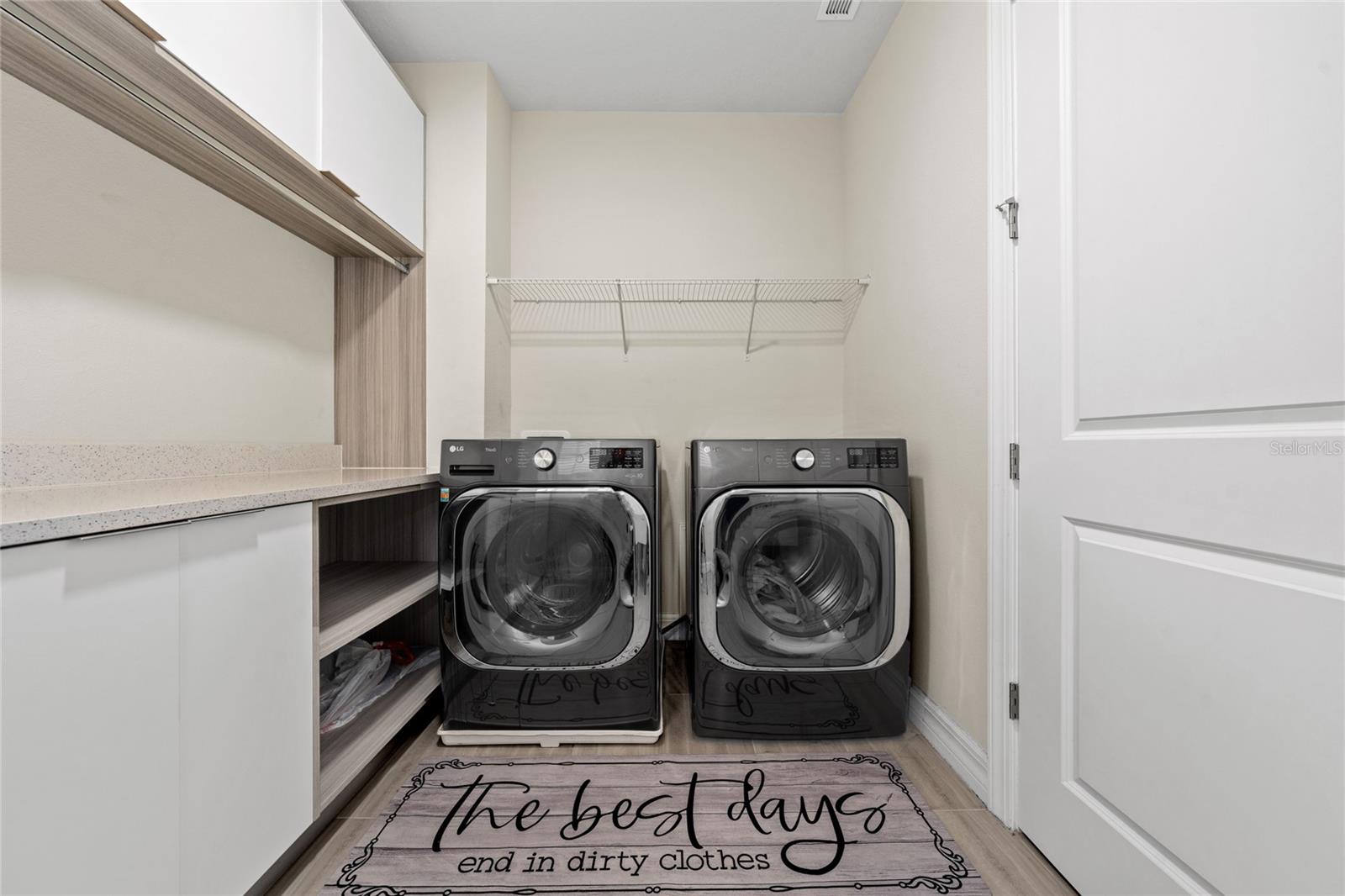 8024 LEAF GROVE CIRCLE CIR