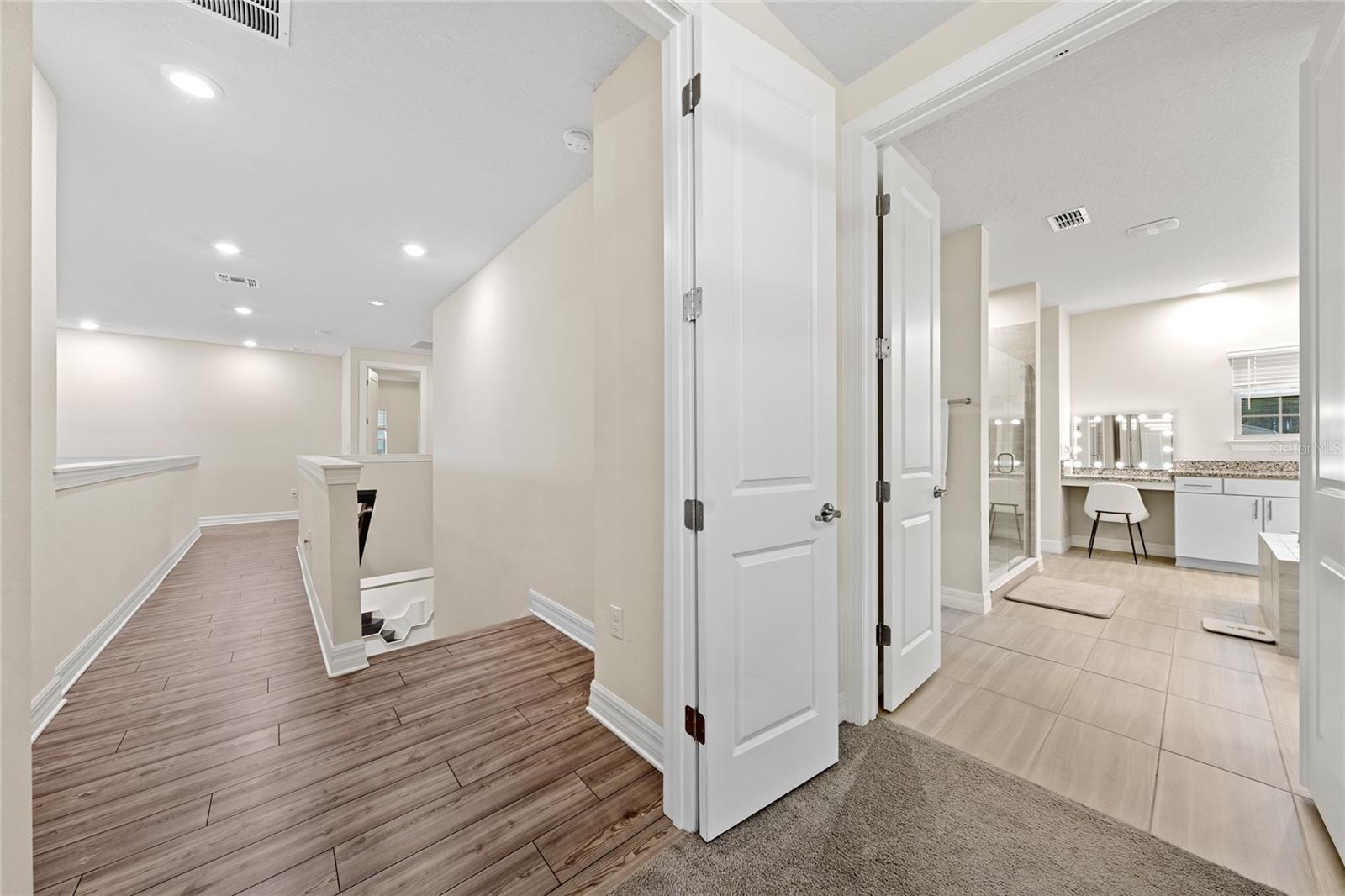 8024 LEAF GROVE CIRCLE CIR