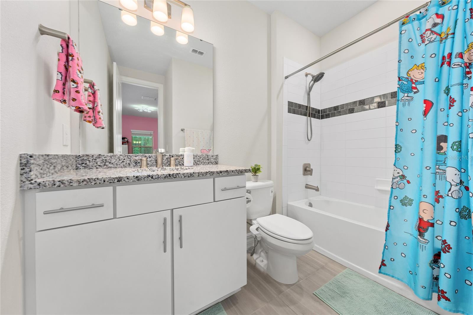 8024 LEAF GROVE CIRCLE CIR