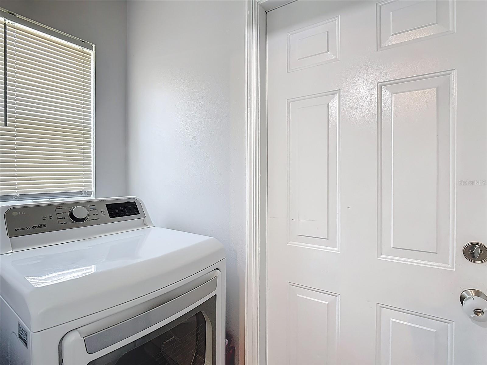 3238 WHOOPING CRANE RUN