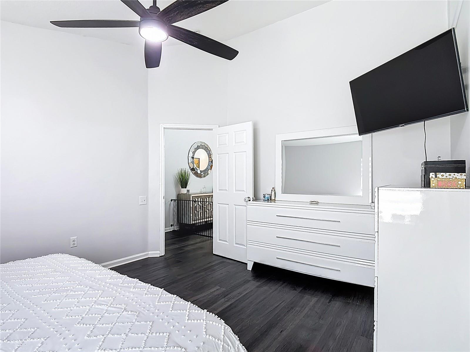 3238 WHOOPING CRANE RUN