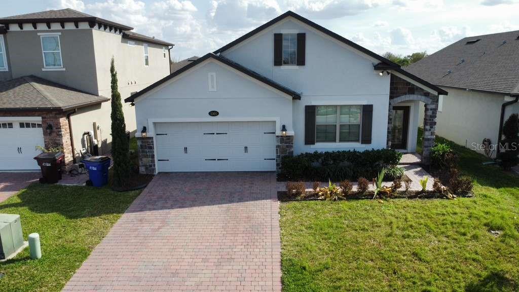 1301 CLEAR BROOK PL