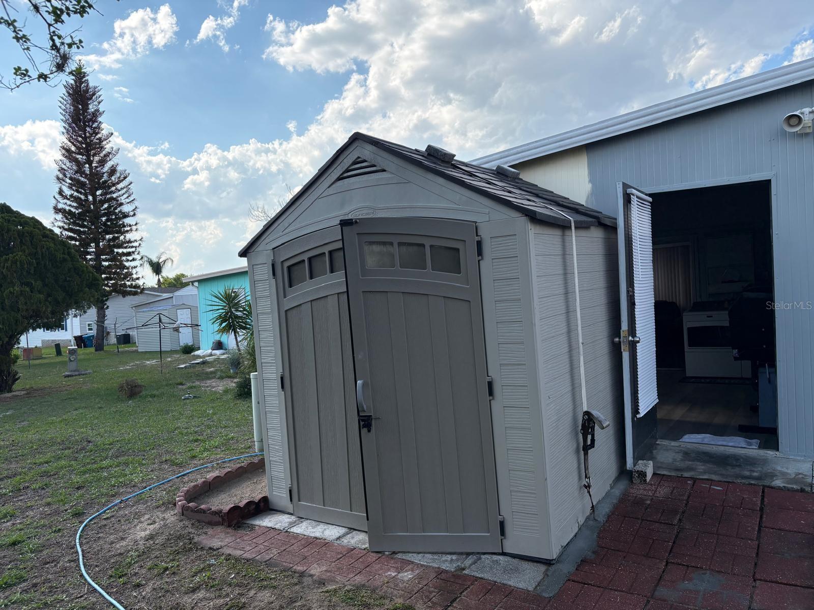 3000 US HIGHWAY 17 92 W