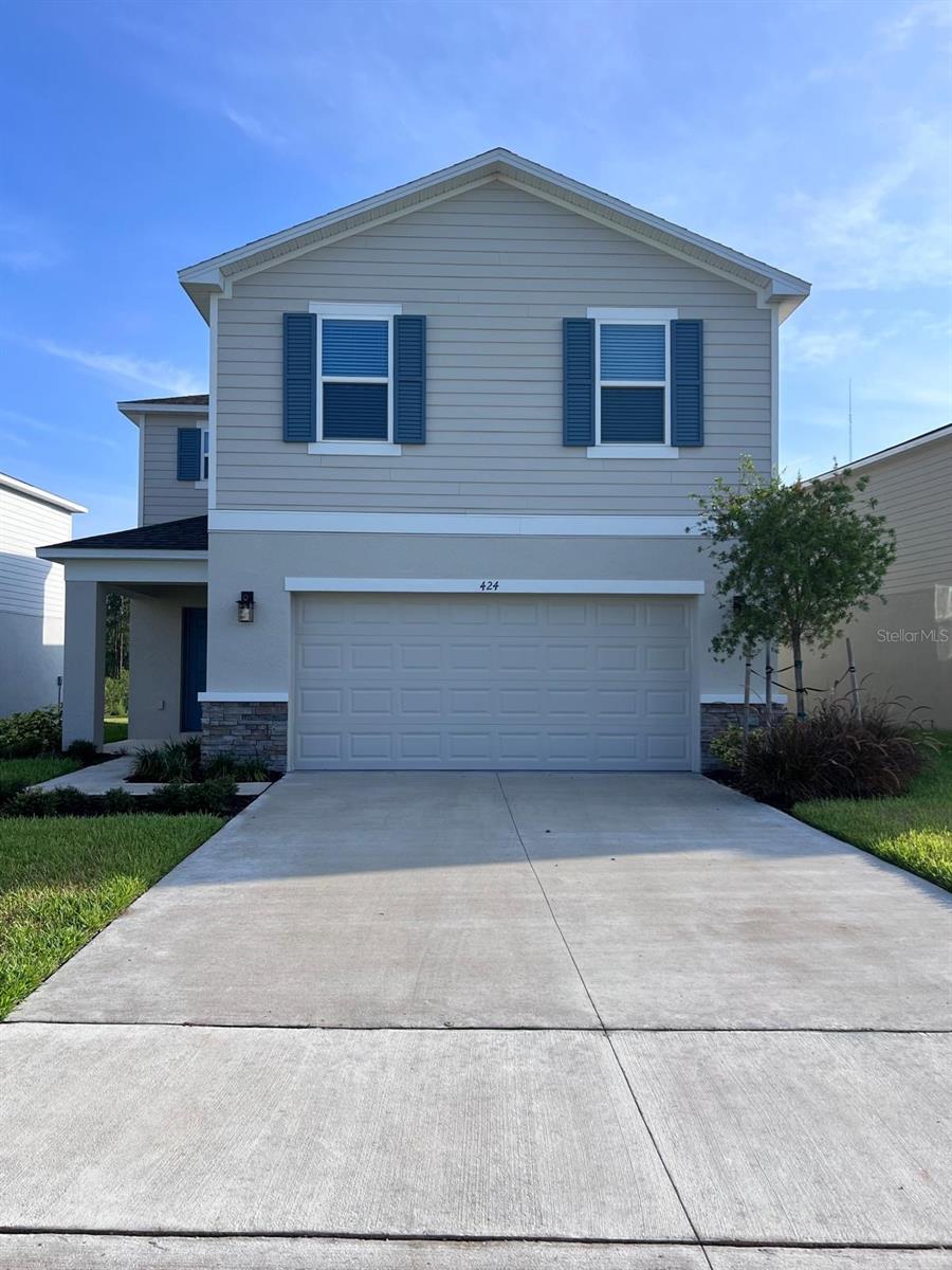 424 WAYLAND DR