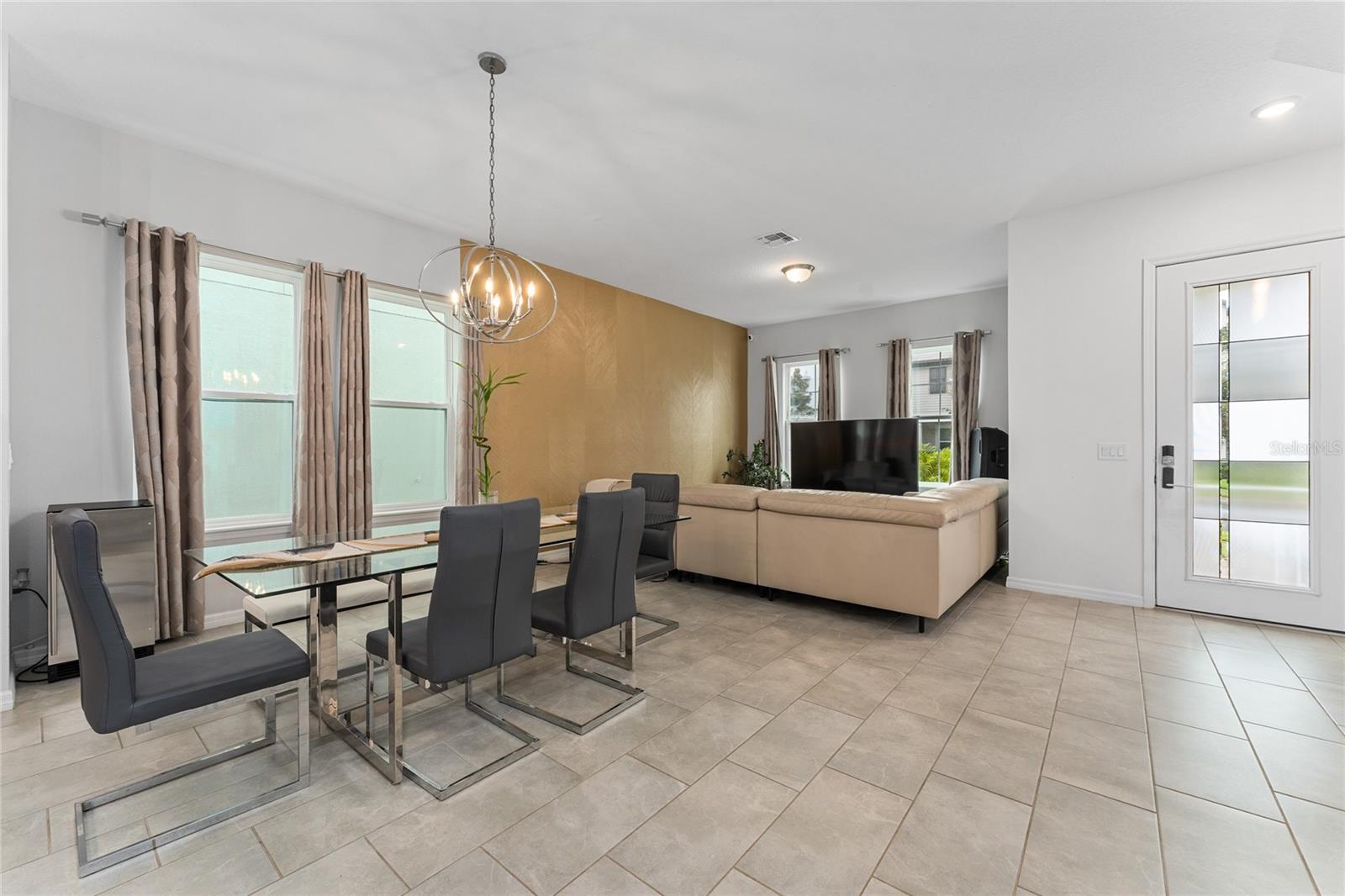 10361 AUSTRINA OAK LOOP