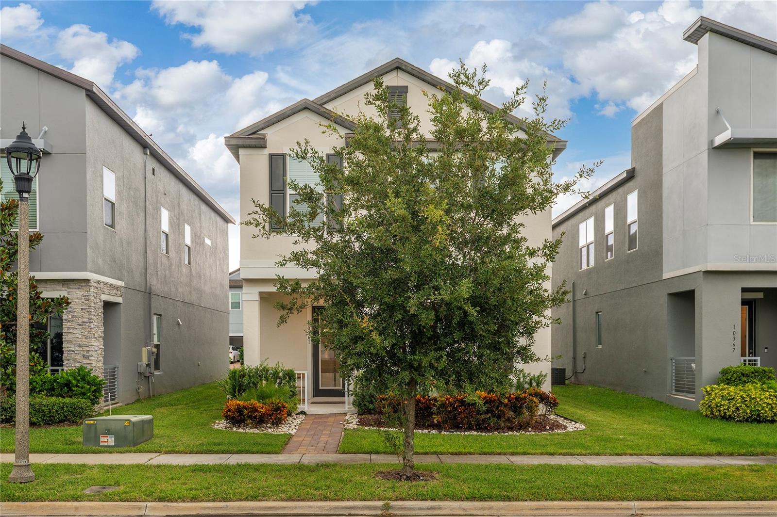 10361 AUSTRINA OAK LOOP